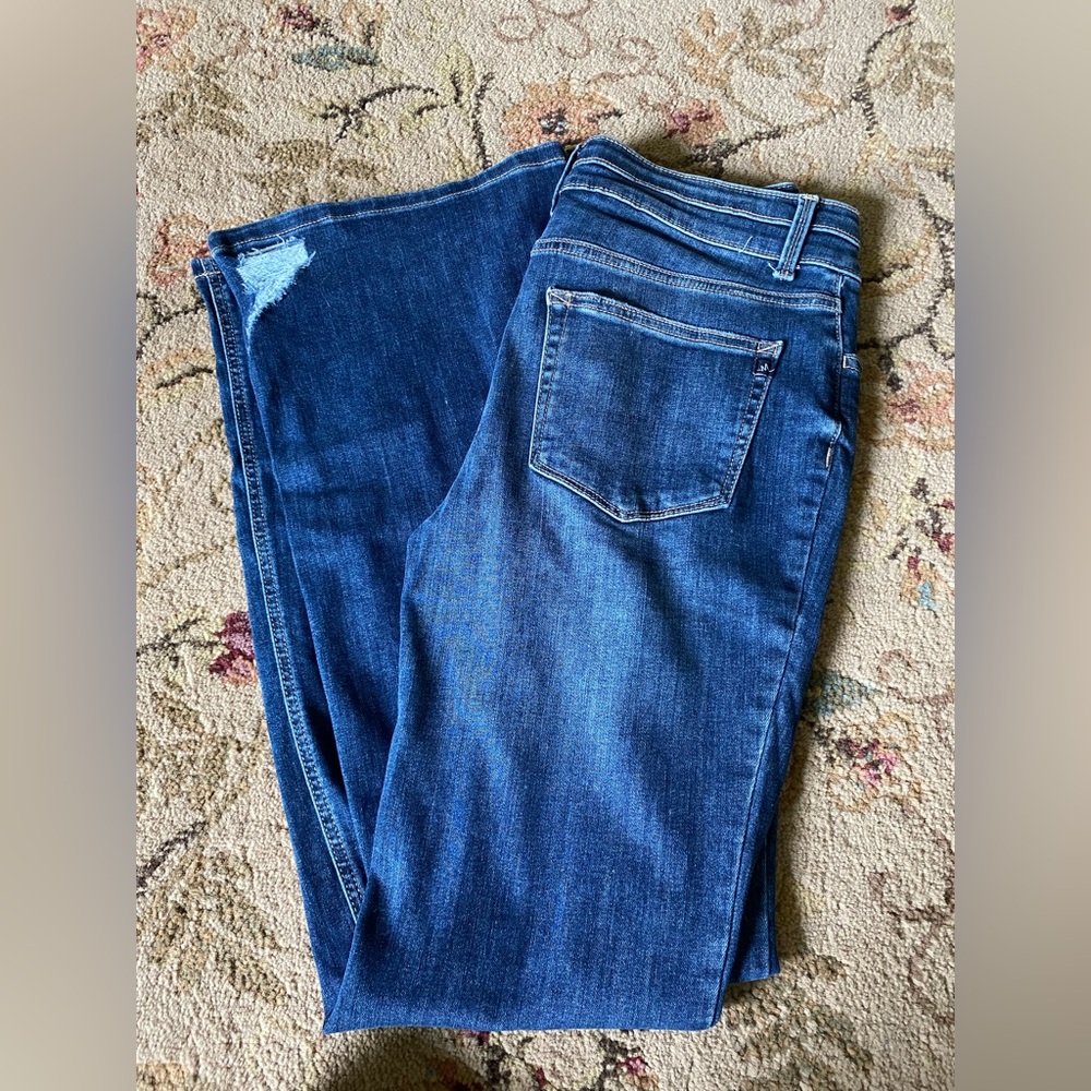 Maurice’s hi rise bootcut distressed jeans